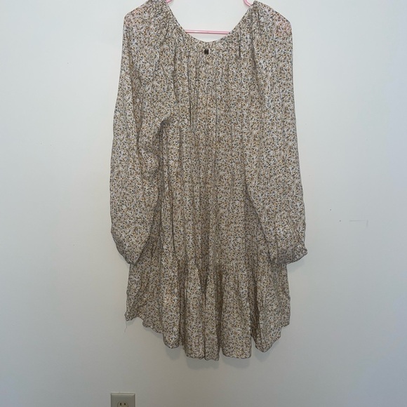 Billabong NWT Dream Isle Charmer Yellow Floral Dress Size Small Oversized - Picture 7 of 9